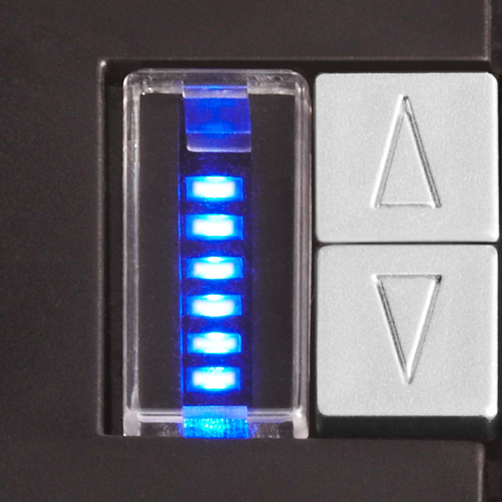 The LED display of the electric aluminum toaster.