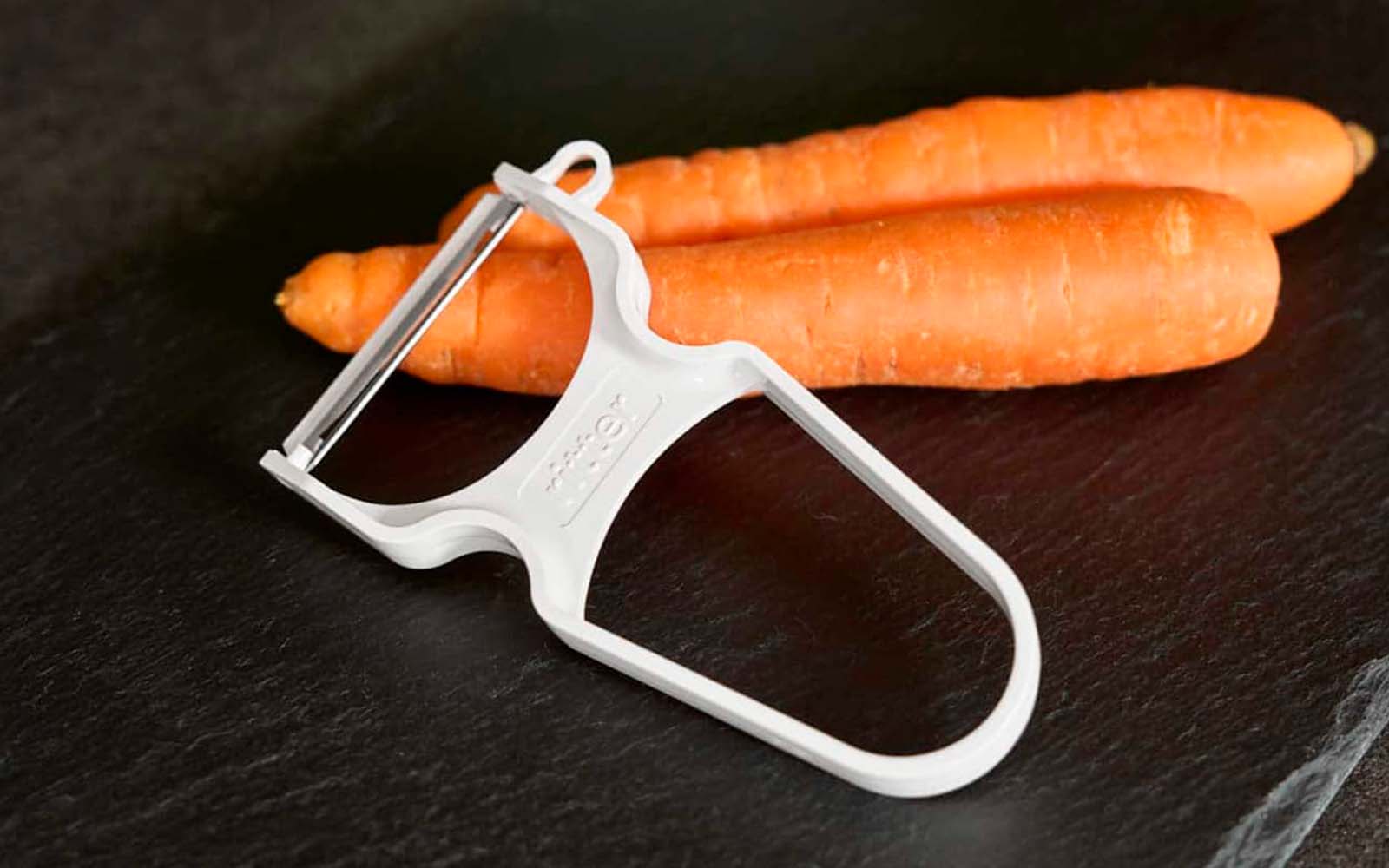 peeler with carrots